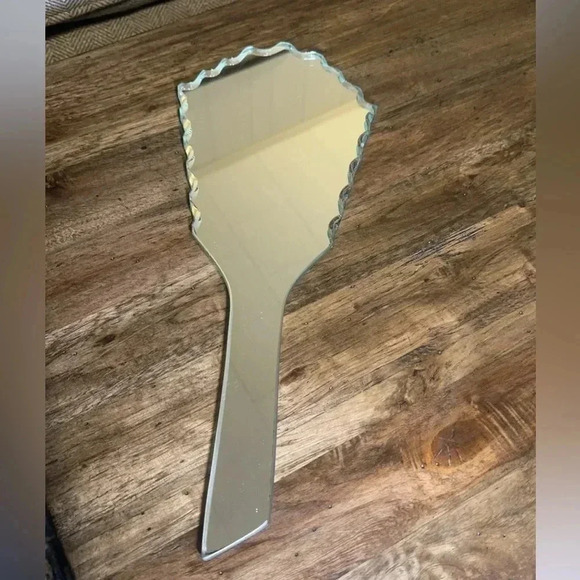 VTG beveled edge handheld personal glass mirror - Picture 1 of 4